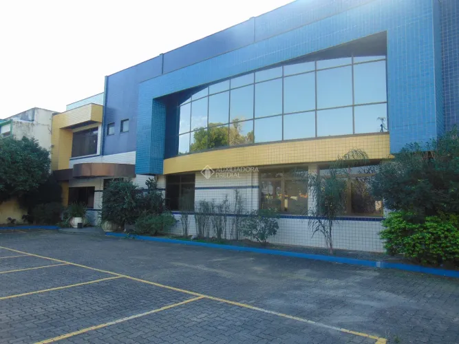Prédio comercial no bairro Anchieta
