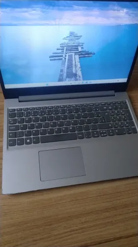 NOTEBOOK LENOVO I3, SSD 256 NVME, HD 1 GB, 8° , DDR4