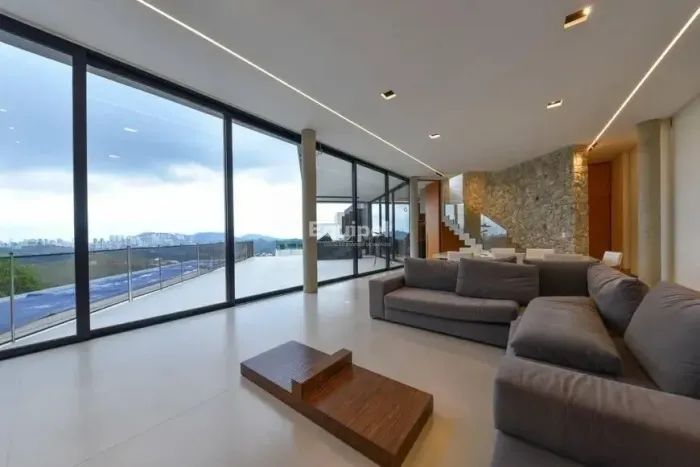 Maravilhosa Casa de Alto Luxo no Vila Alpina.