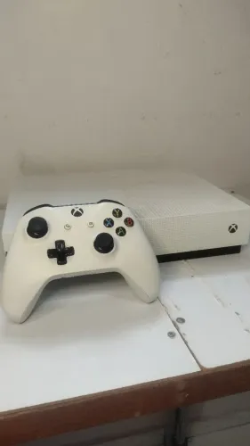 Xbox one S 1tb completo + Jogos