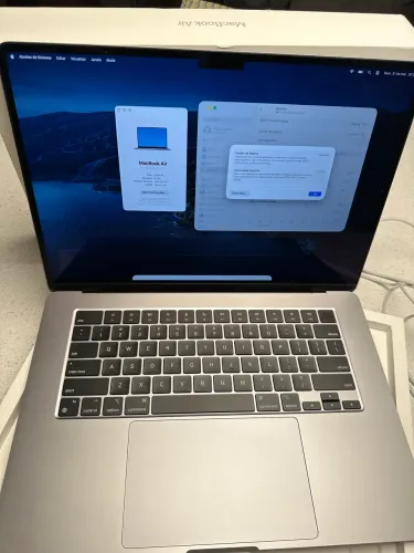 Apple Macbook Air 15,3  A2941 Cinza M2 - 8gb Ram 512gb Ssd
