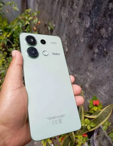 Vendo CELULAR NOTE 13 4G 128 GIGA 6 DE RAM CELULAR MUITO BOM 