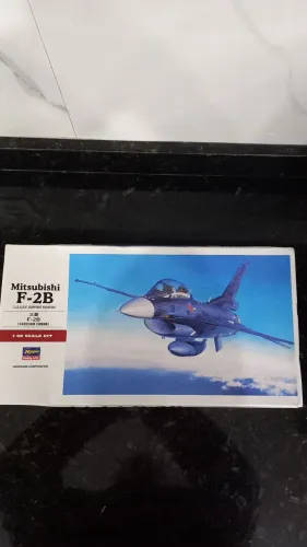 Kit plastimodelismo F 2 B Mitsubishi 1:48