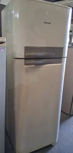 Geladeira Electrolux Frosfree DF50 Com Defeito