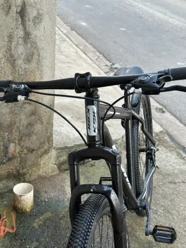 Bike aro 29 track Troy com adesivos da ksw xlt