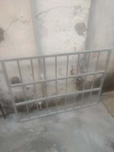 grade de alumunio pra janela.