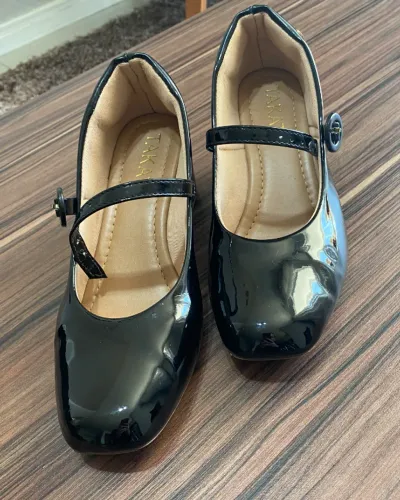 Sapato Scarpin Preto Estilo Boneca 36