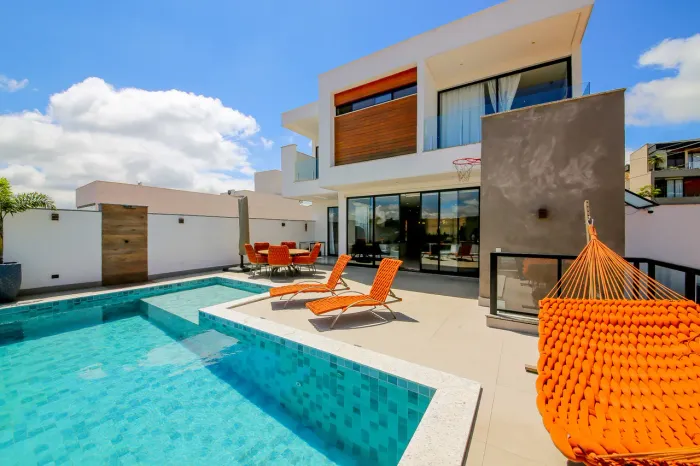 Uma casa encantadora aonde o Sol é protagonista para venda