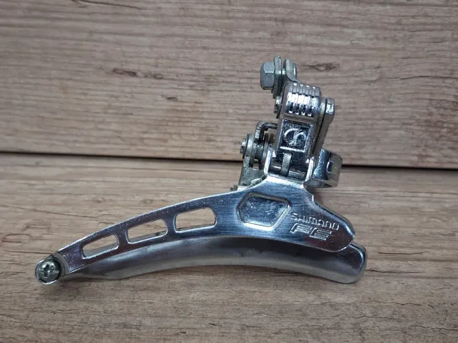 Câmbio Dianteiro Shimano FE Monark 10 e Positron