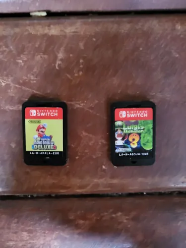Luigi mansio 3 + Mario Bros U Deluxe Nintendo Switch