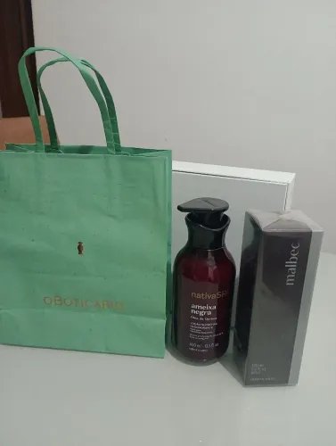 Perfume e Hidratante Boticário 
