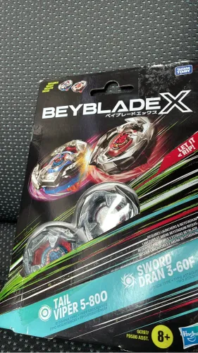 Beyblade X Tail Viper Sword Dran