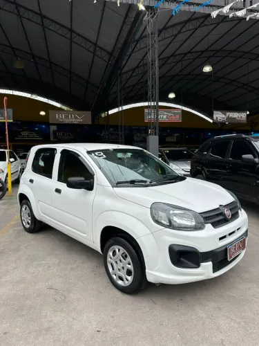 Fiat Uno Attractive 1.0 EVO Fire Flex 8V 5P 2019