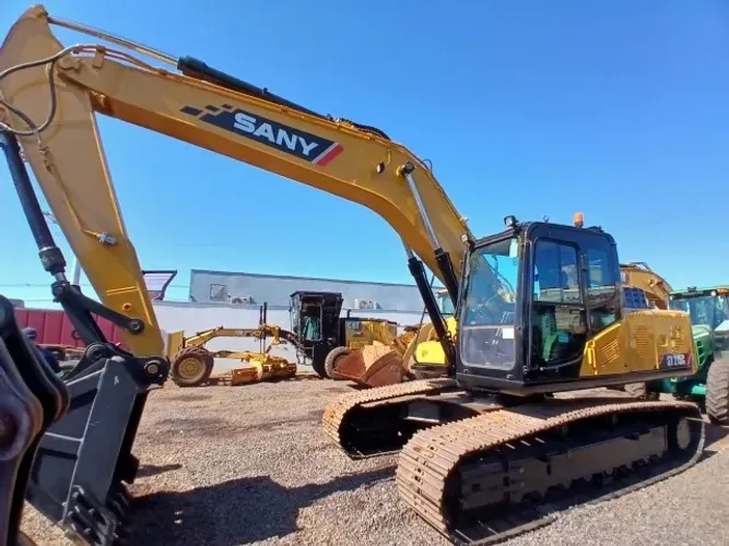 ESCAVADEIRA  ESTEIRA SANY SY215C 22T