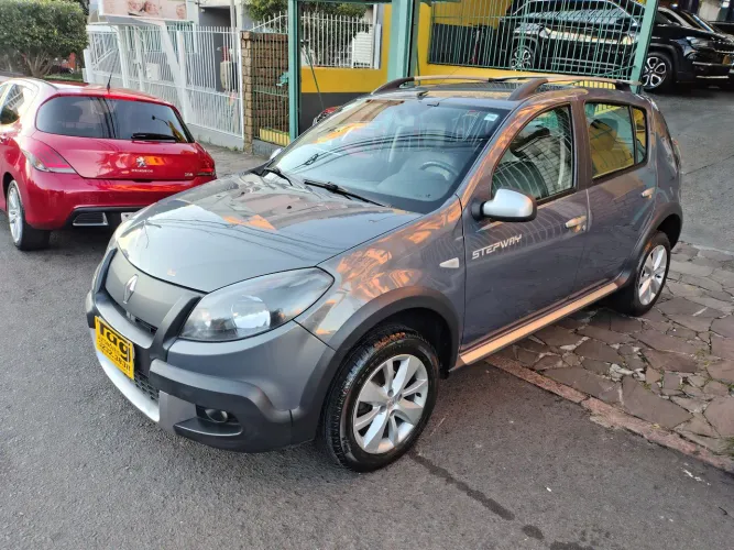 Renault Sandero Stepway Hi-flex 1.6 16V 5P Aut. 2012