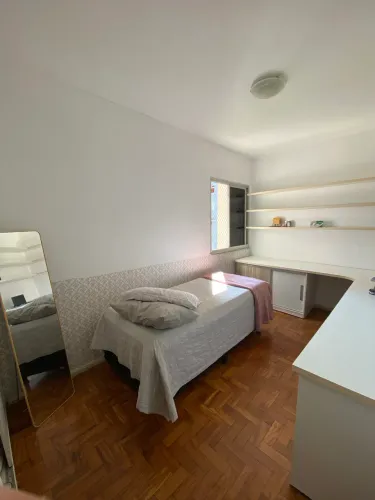 quarto SOMENTE P MENINAS proximo ao g8