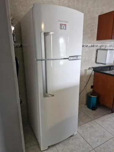 Geladeira Brastemp Frost Free - 375L | 110v