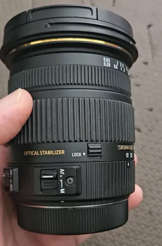 Lente Sigma DC 17-50 1:2.8 EX HSM p/ Canon
