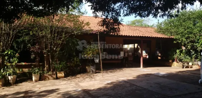 Excelente Chácara entre Rio Preto e Ipiguá
