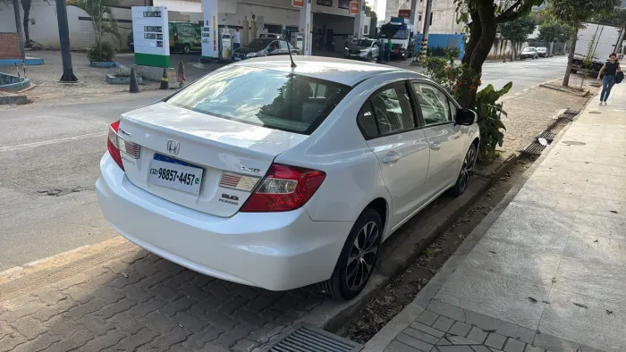 Honda Civic Sedan LXR 2.0 Flexone 16V Aut. 4P 2016
