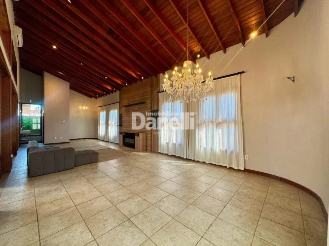 Sobrado Exclusivo para Aluguel em Tremembé | 3 Dorms (1 Suíte) + 4 Vagas