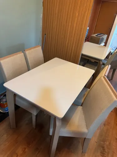 Mesa de Jantar - 4 Lugares