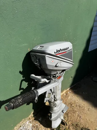 Vendo motor johnson 14hp
