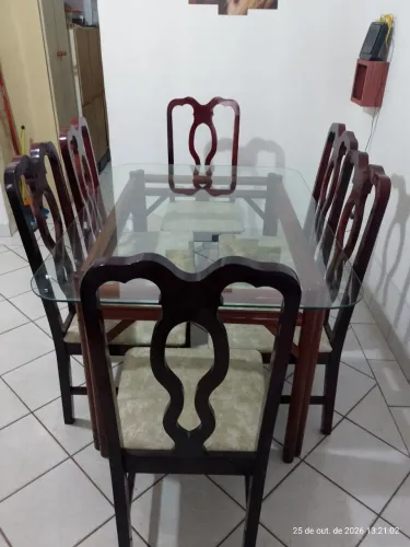 Mesa em Madeira 