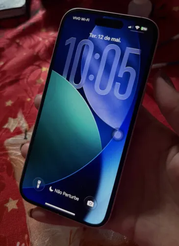 !Phone 15 rosa 