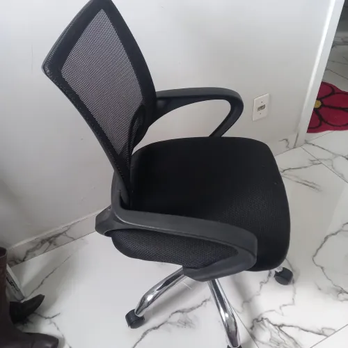Cadeira de Escritório Diretor Giratória Preta