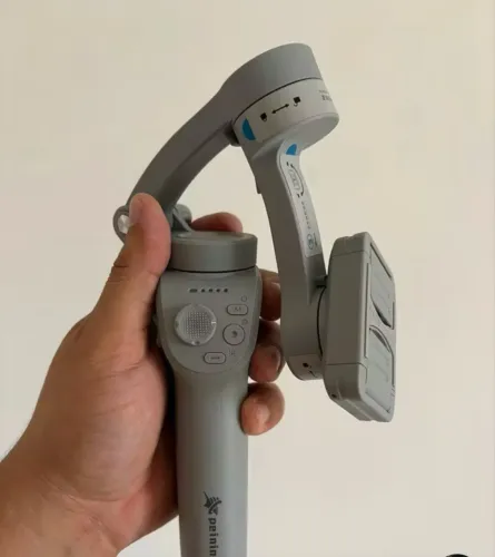 Vendo estabilizador de celular gimbal