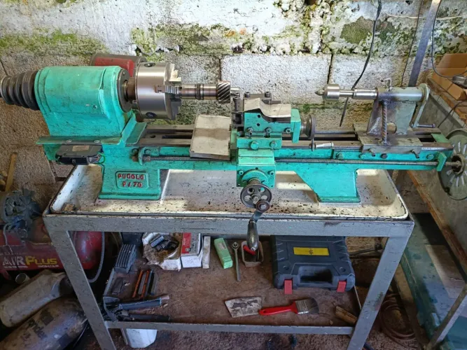 Torno de Bancada Pugolo 70 de Correia Funcionando