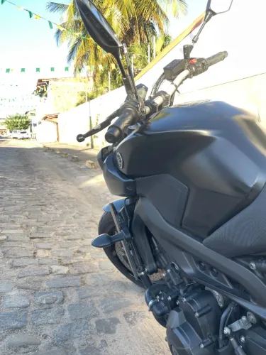 YAMAHA MT-09 2022 - ESTADO DE ZERO KM!