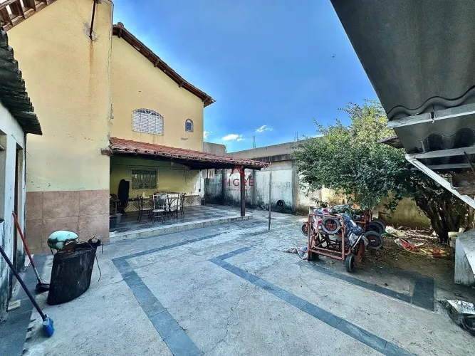 Casa para locação com 3 Quartos, Heliópolis