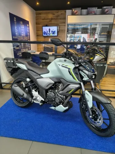 FZ15  2026/2027 LEANDRO