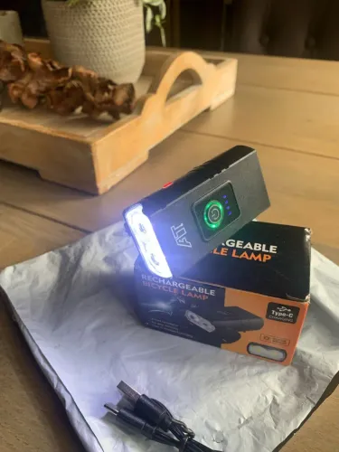 Farol de Led para Bike Recarregável ?