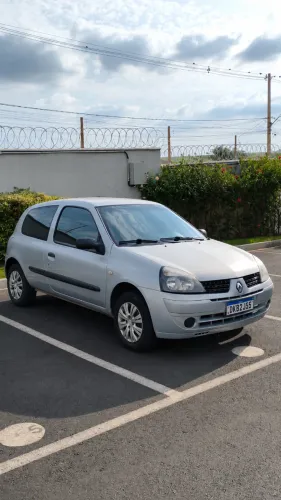 Renault Clio Authentique 1.0/1.0 Hi-power 16V 3P 2004