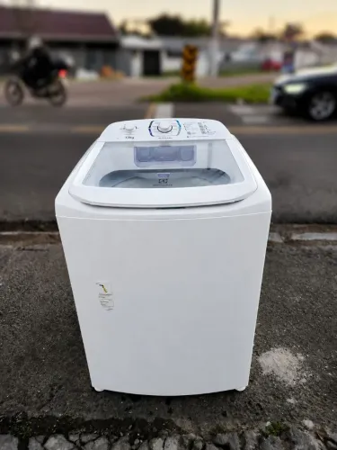 Máquina de lavar Electrolux 13kg
