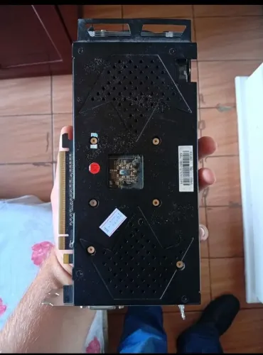 Placa de vídeo RX 580 8gb ( com defeito )