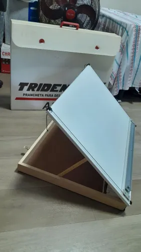 Prancheta para Desenho A2 Trident (usada)