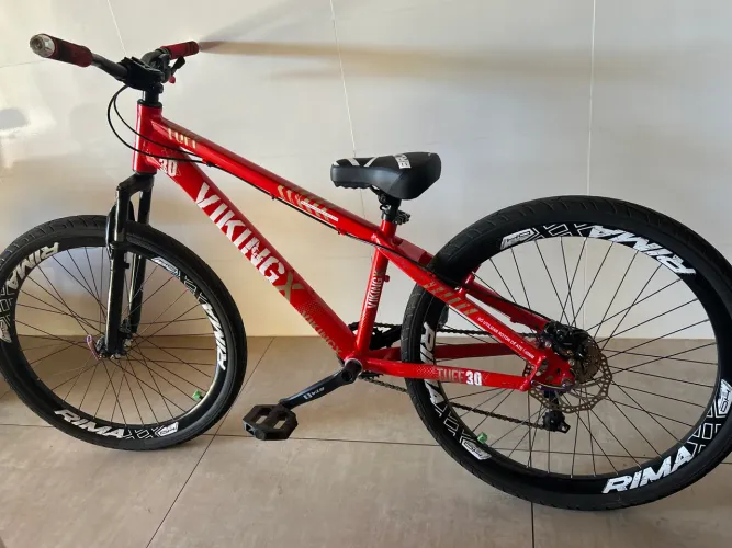Vikingx tuff30 com Mt200 cubo barulhento pé de vela único 