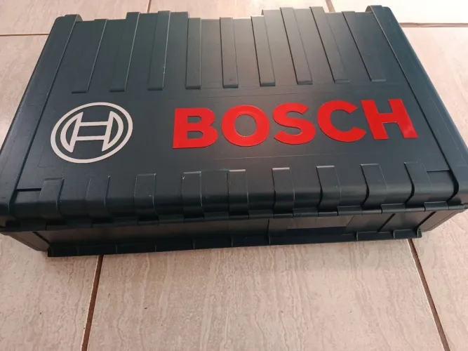 Vende-se Martelo Perfurador Bosch Gbh 8-45 Dv 220v