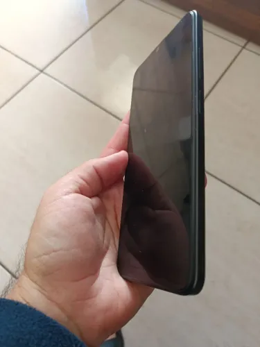 Celular Redmi 10 5G com 128g