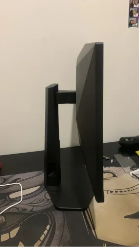 Monitor AOC 180hz, IPS, 0.5ms, FHD