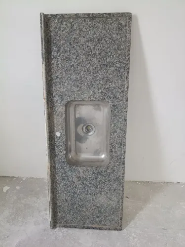 Pia de granito 150cm com cuba de inox- Nunca utilizada 