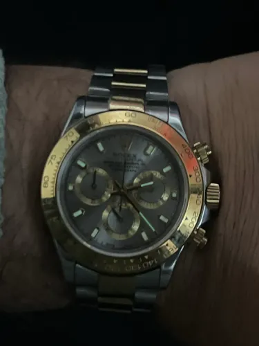Rolex Daytona misto fundo prateado