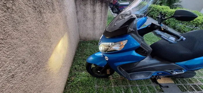Moto em perfeito estado