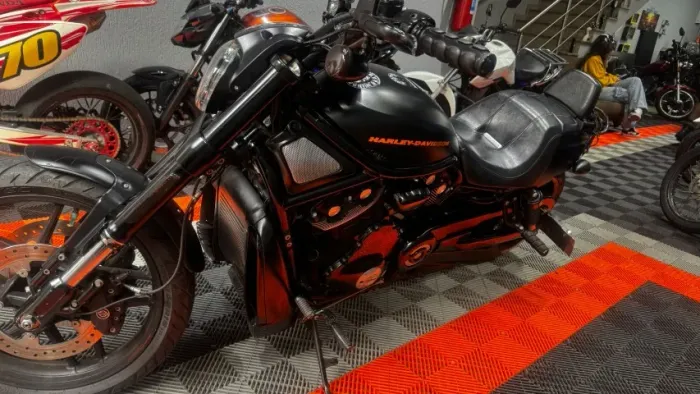 HARLEY DAVIDSON NIGHT ROD SPECIAL