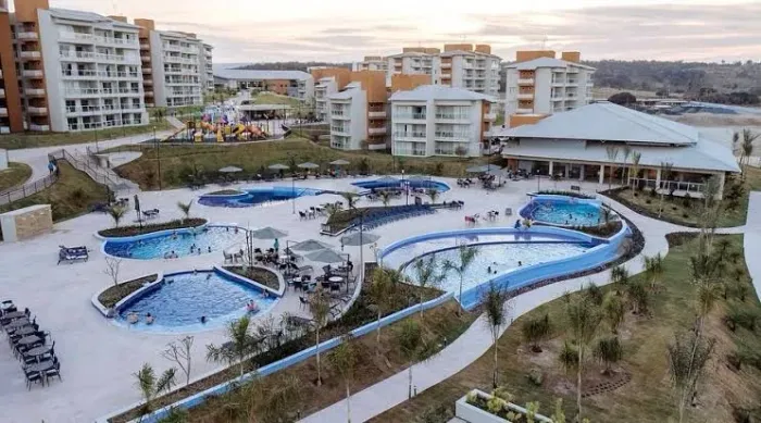 Apartamento 2 quartos no resort ilhas do lago em Caldas novas Goiás