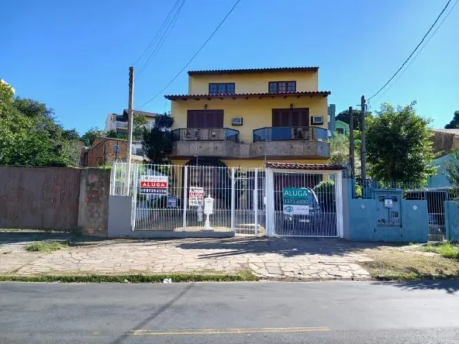 Sobrado para alugar no bairro Cristo Redentor com 380 m² e 4 dormitórios/quartos